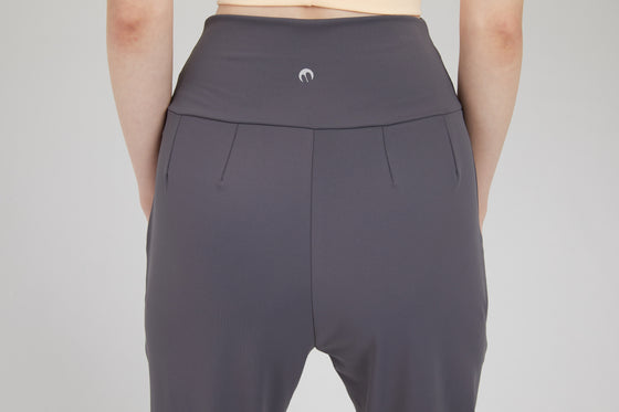 Upright Jogger Pants