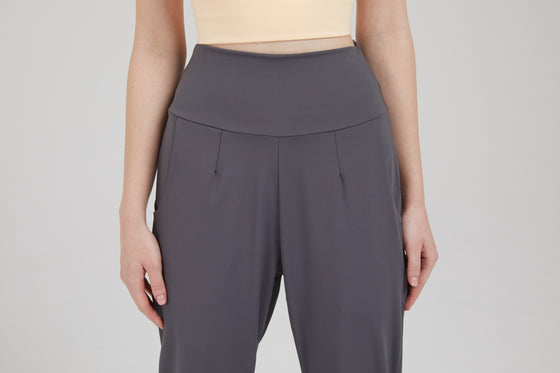 Upright Jogger Pants